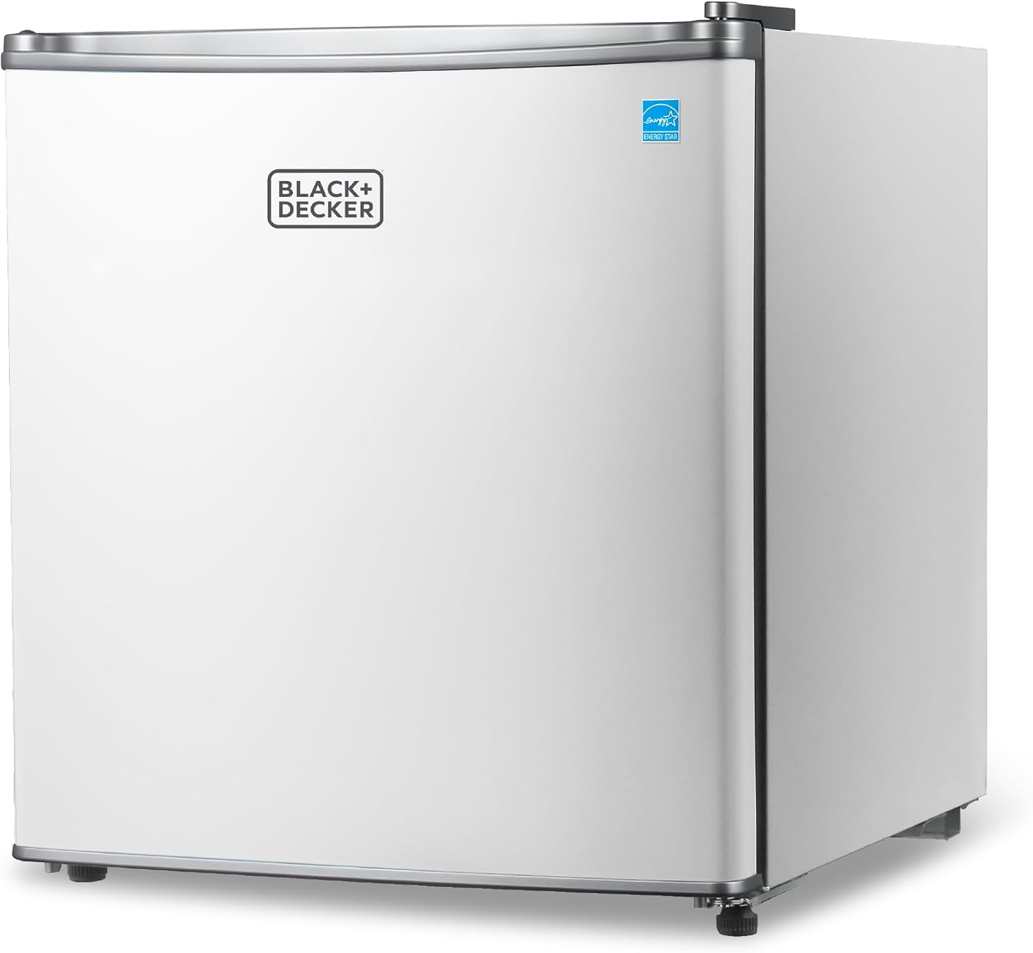 BLACK+DECKER 1.7 Cu. Ft. Compact Refrigerator, ENERGY STAR Certified, Single Door Mini Fridge with Chiller Compartment, Personal Fridge for Home or Dorm Room, R600a Refrigerant, BCRK17W, White