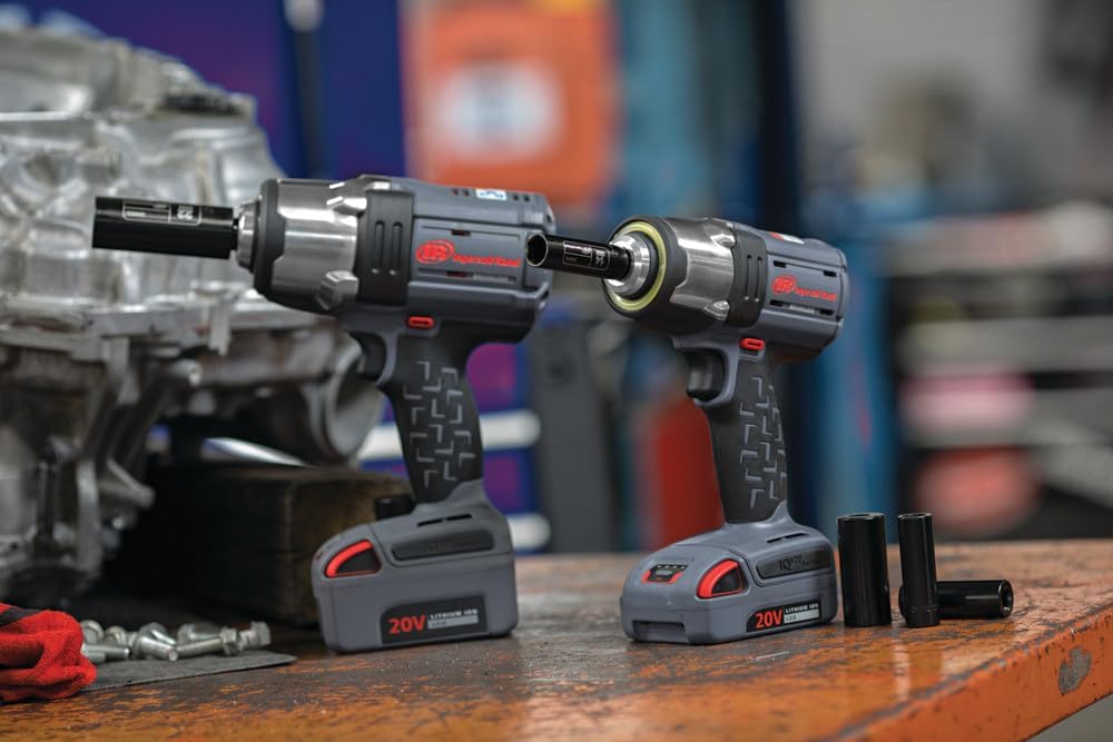 Ingersoll Rand IQV20-K201 Cordless Impact Wrench Combo Kit w/ W7152 1/2' High Torque Impact Wrench, W5133 3/8' Compact Impact Wrench, 2 Batteries, Universal Charger and Tool Bag