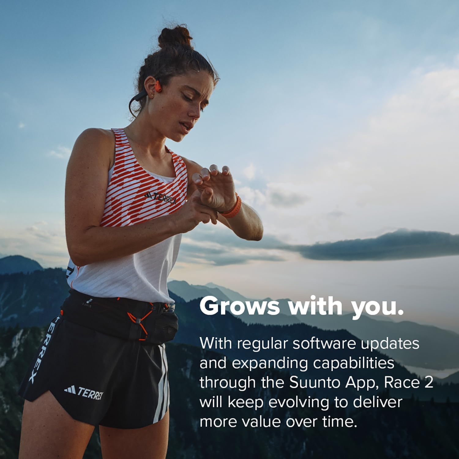SUUNTO Race 2 GPS Sports Watch, 1.5' AMOLED Touchscreen w/Crown, 16 Days Battery Life, Training Metrics and Recovery Insights, Dual-GNSS, 32GB Global Offline Maps, Lightweight, All Black