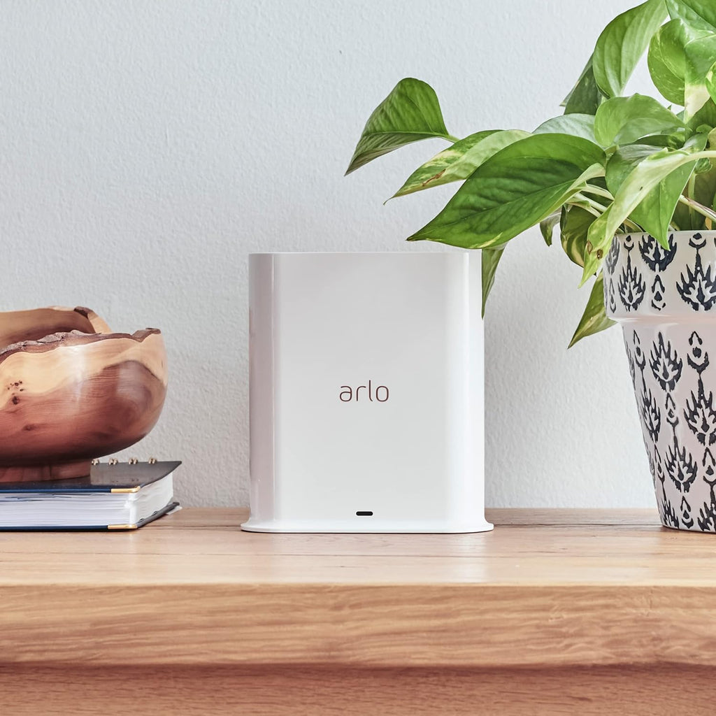 Arlo Ultra SmartHub, Arlo Certified Accessory, Connects Cameras to Wi-Fi, Works with: Pro 2/3/4/5S/6/6 XL, Essential Outdoor 3/3 XL, Ultra Cameras, Essential Indoor, Floodlight, Video Doorbell