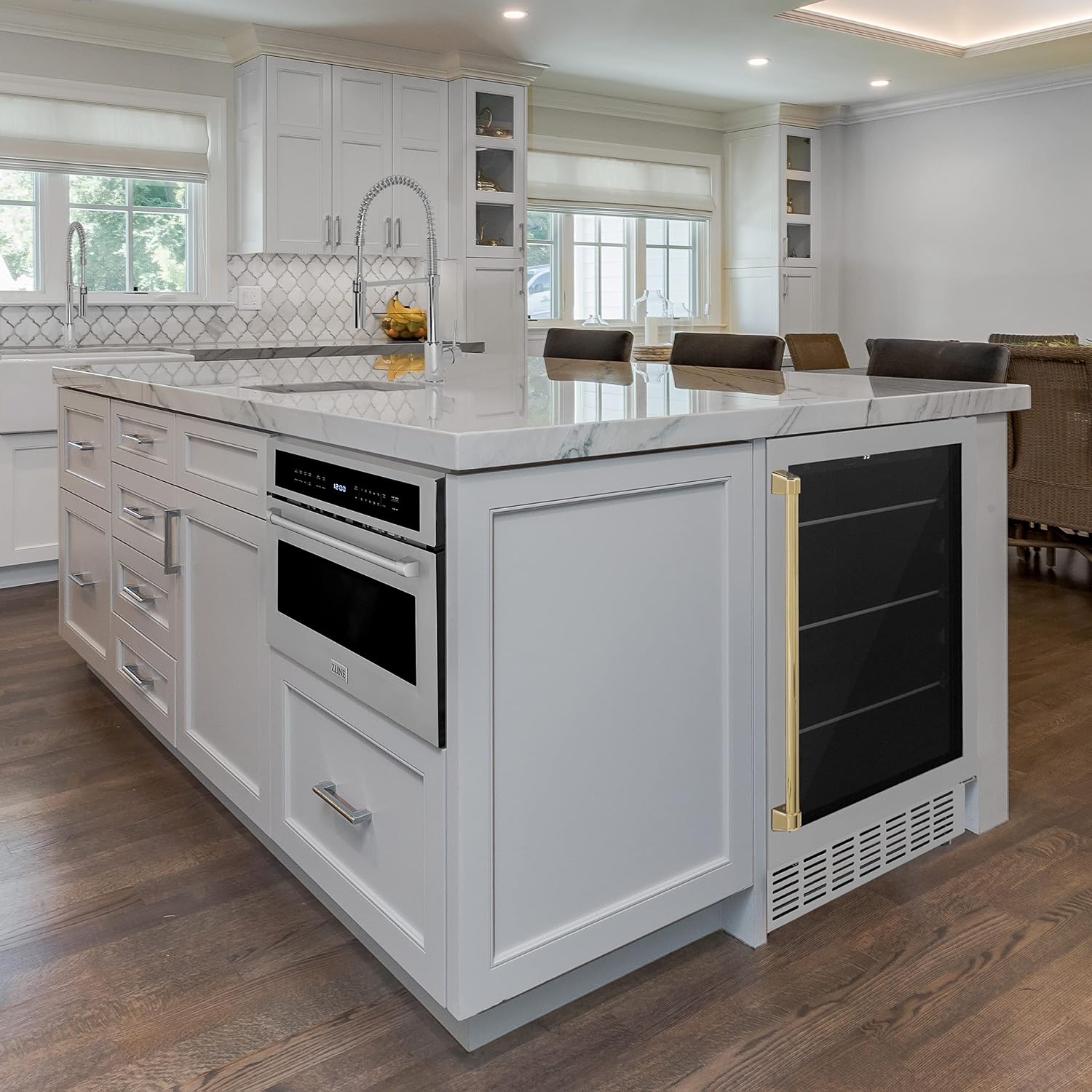 Z Line Kitchen and Bath ZLINE 24' Autograph Edition 154 Can Beverage Cooler Fridge with Adjustable Shelves in Stainless Steel with Gold Accents (RBV-US-24-G)