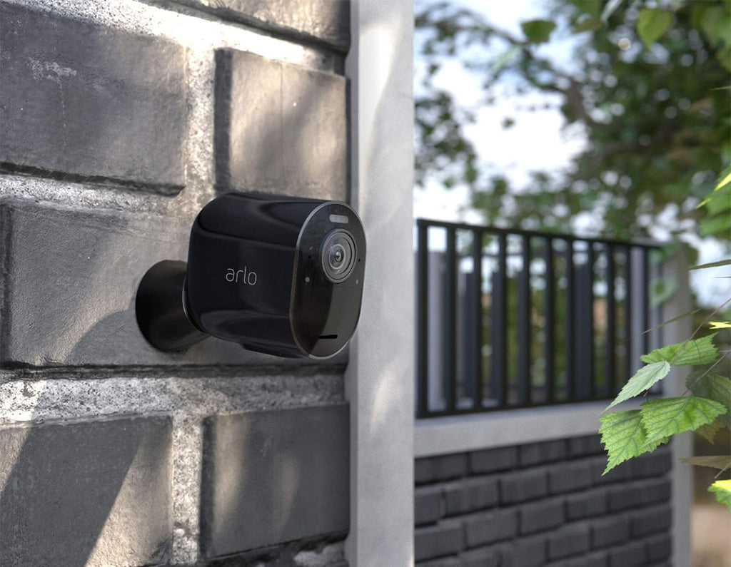Arlo Ultra Security Camera 4K HDR (2nd Gen, 2020 Release) + SmartHub, Battery Power, Emergency Response, AI Event Captions, 1-Month Trial of Secure Plan, 180° Field of View, 2 Cam, Black