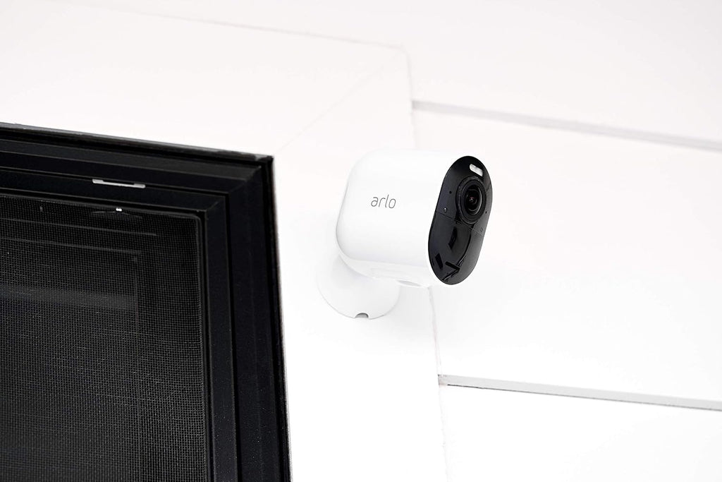 Arlo VMK5140-100NAS Ultra - 4K UHD Wire-Free Security Camera, Color Night Vision, Spotlight, 2-Way Audio, Indoor/Outdoor | with Arlo Video Doorbell