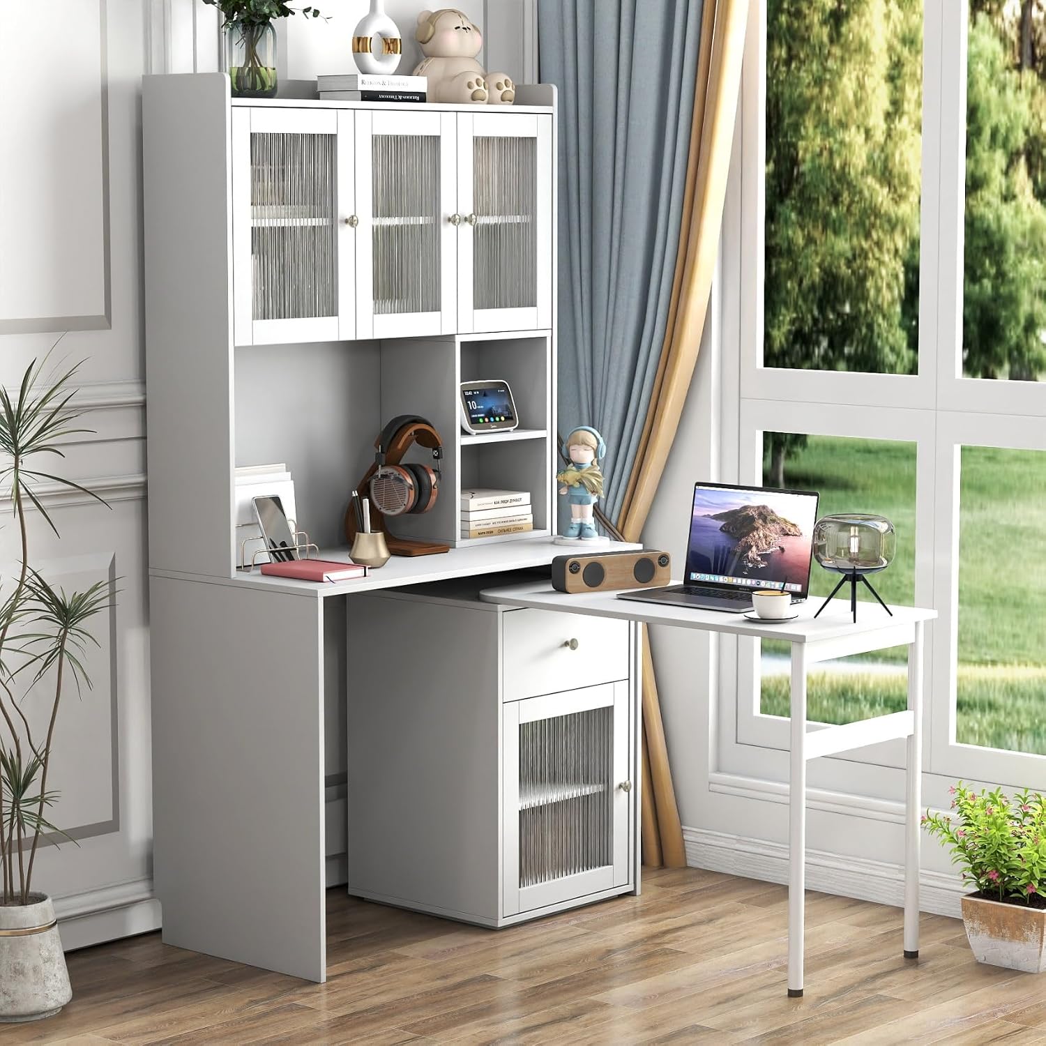 KEIKI L Shaped Home Office Desks with 90° Rotating Retractable Desktop, Glass Door, Hutch, Drawers, Bookshelf & Storage Shelves, Modern Gaming Computer Corner Table for Work, Study, Writing, White